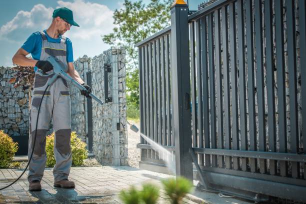 Best Animal Enclosure Cleaning  in East Peoria, IL